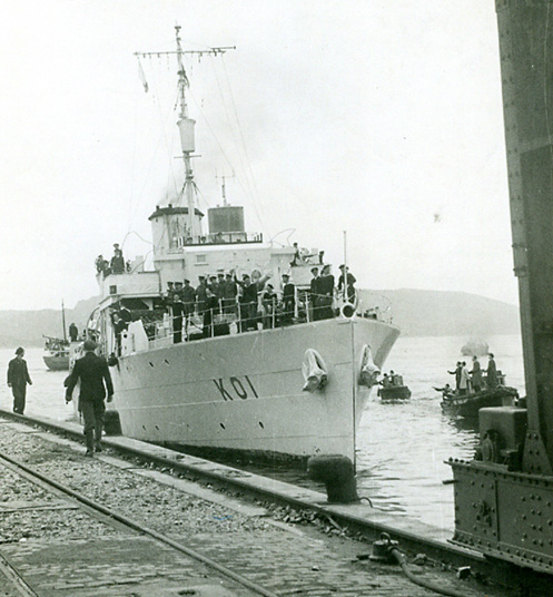 HMS Acanthus